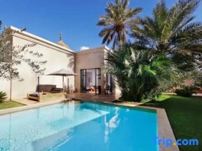 Palais Namaskar - 128