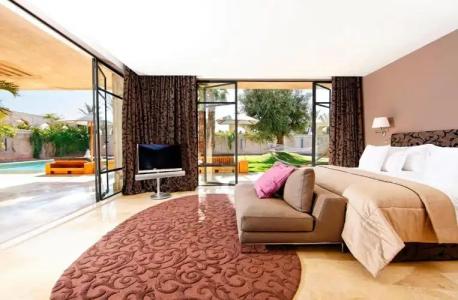 Palais Namaskar - 194