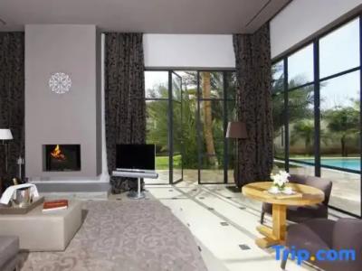 Palais Namaskar - 129