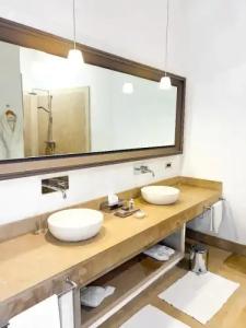 Palais Namaskar - 131