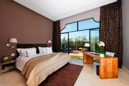 Palais Namaskar - 182