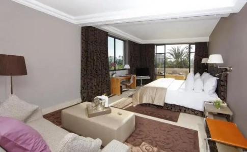 Palais Namaskar - 125