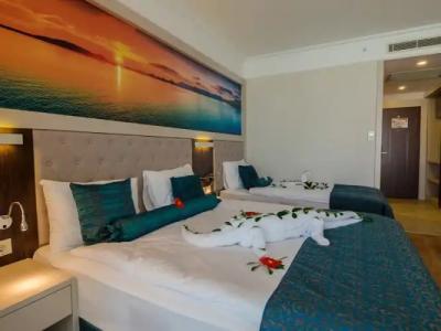 The Lumos Deluxe Resort & Spa - 61