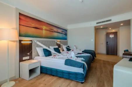 The Lumos Deluxe Resort & Spa - 54