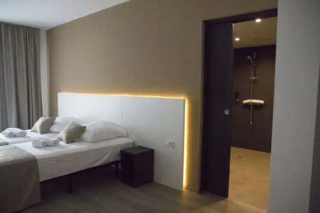 Planets One Adults Only +16 - 2