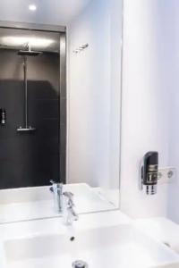 Planets One Adults Only +16 - 27