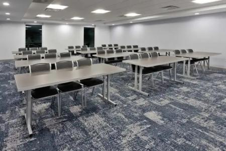 Home2 Suites by Hilton - 17