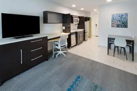 Home2 Suites by Hilton - 6