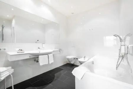 SeeFelds Bed & Breakfast - 40