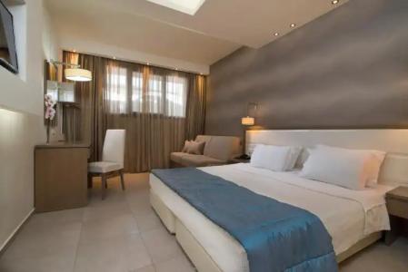 Cosmopolitan & Spa - 4