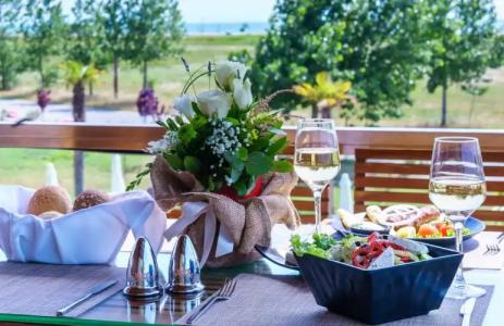 Cosmopolitan & Spa - 12