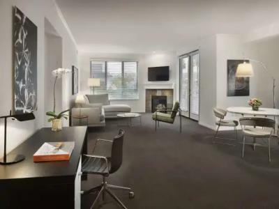 AKA Beverly Hills - 6