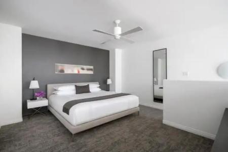 AKA Beverly Hills - 61