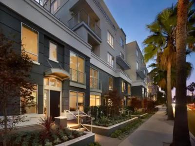 AKA Beverly Hills - 38