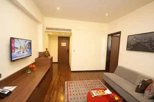 Vivanta Kolkata EM Bypass - 108