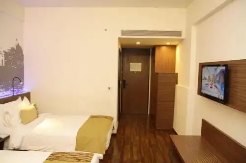 Vivanta Kolkata EM Bypass - 118