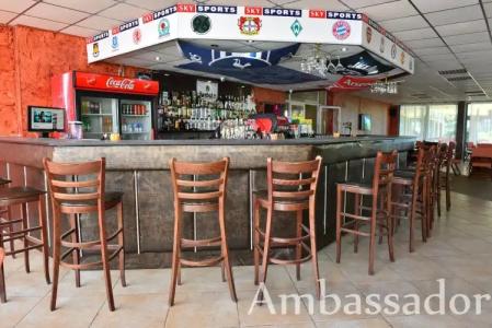 Ambassador - Free Parking - 20