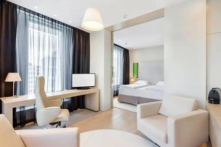 Sound Garden Airport - 86