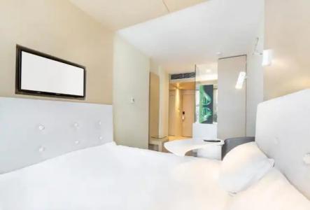 Sound Garden Airport - 51