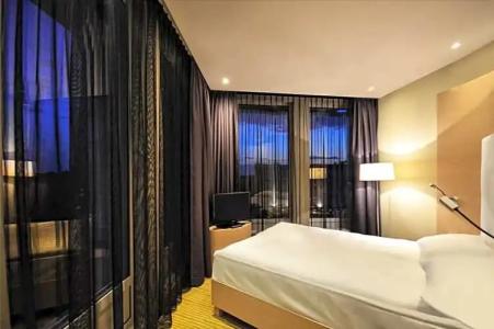 Sound Garden Airport - 67