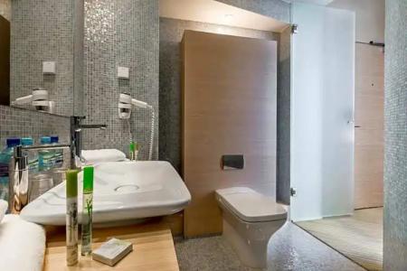 Sound Garden Airport - 66