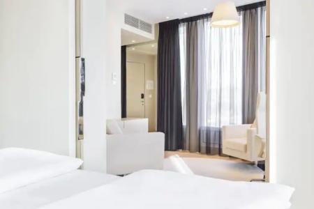 Sound Garden Airport - 80