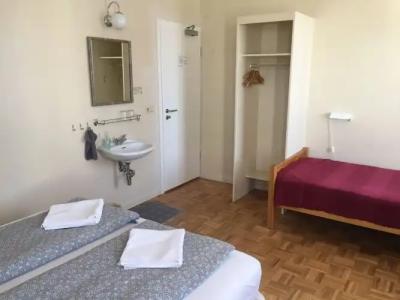 Baldursbrá Guesthouse - 3