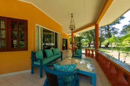 Villas des Alizes Beachfront Suites and Garden Villas - 64