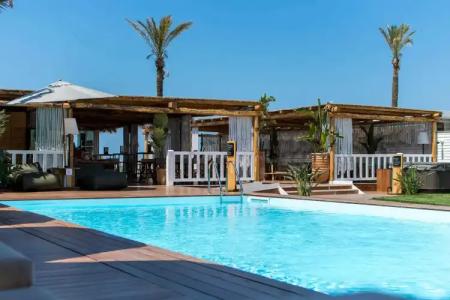CUMEJA Beach Club & - 13