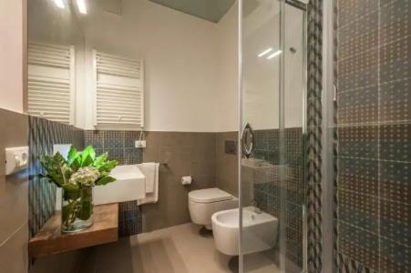 First Floor - Boutique - 55