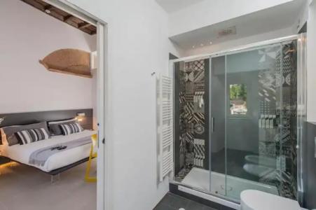 First Floor - Boutique - 45