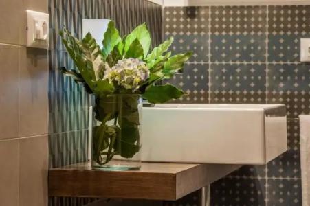 First Floor - Boutique - 54