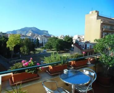 Nuovo Cortile Palermo Bed and Breakfast - 8