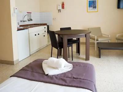 Mavina & Apartments - 38