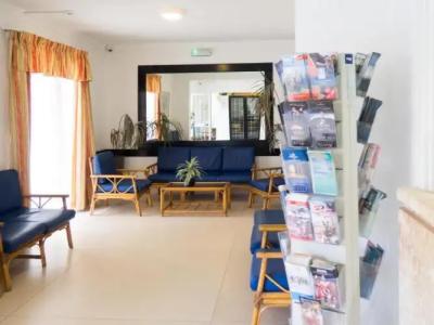 Mavina & Apartments - 9