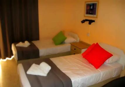 Mavina & Apartments - 1