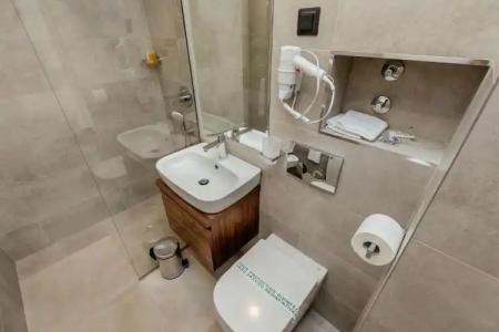 Conte & Restaurant - 46