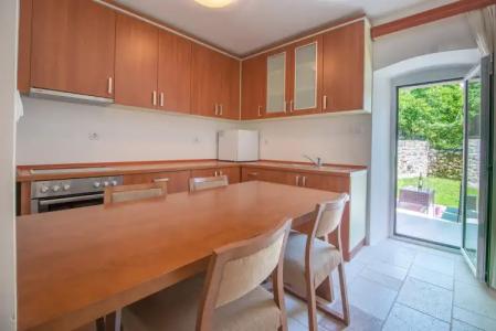 Conte & Restaurant - 95