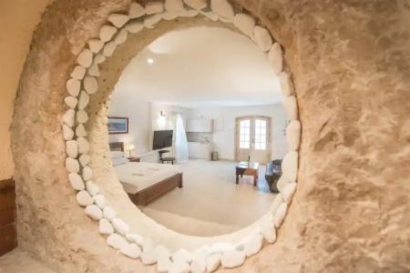 Conte & Restaurant - 99