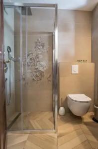 Conte & Restaurant - 53