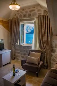 Conte & Restaurant - 94