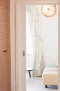 Conte & Restaurant - 93