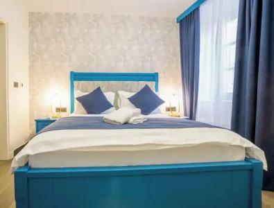 Conte & Restaurant - 2