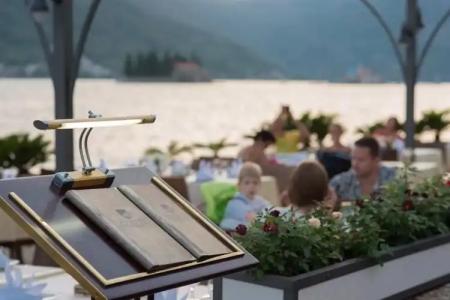 Conte & Restaurant - 37