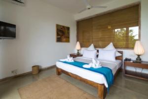 Roman Beach, Hikkaduwa