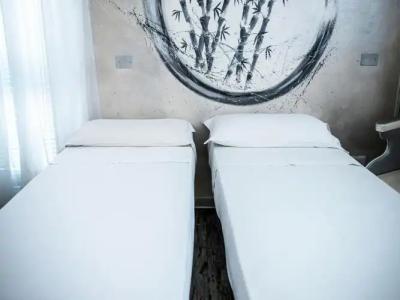 Butterfly - We Suite - 54