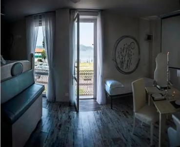 Butterfly - We Suite - 57