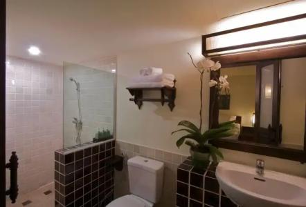 Anoma Boutique House - 7