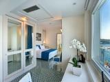 Deluxe room with balcony and with sea view