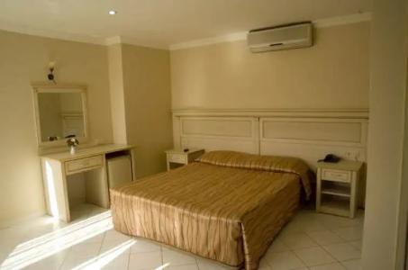 Tropicana Beach - 38